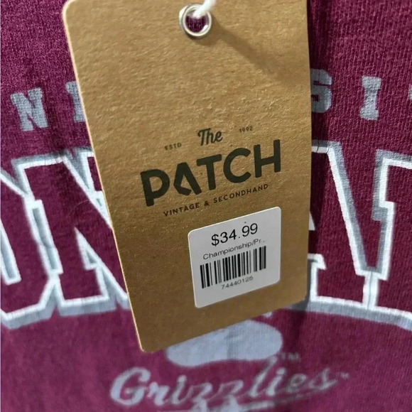 💕3/$25💕 University of Montana Grizzlies T-shirt - Picture 2 of 4